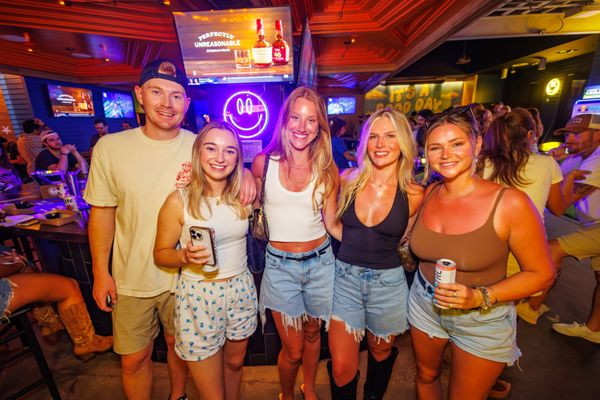 Happy Does Nashville by null