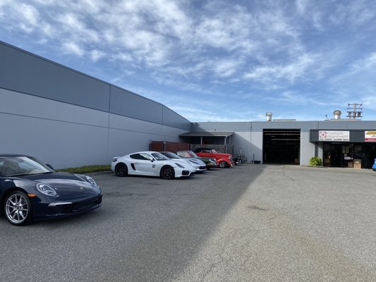 Photo of Custom Alignment-Balance & Brakes - Mountain View, CA, US. Cars in the lot.
