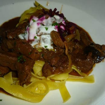 Botticelli Dining Room - Beef Stroganoff - Modern European Near Me - Santa Clarita, California Botticelli Dining Room - Beef Stroganoff - Modern European Near Me - Santa Clarita, California