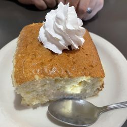 Tres Leches Cake...sooooooooo good!