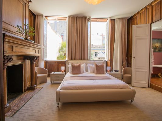 Hotel Des Quinconces by null