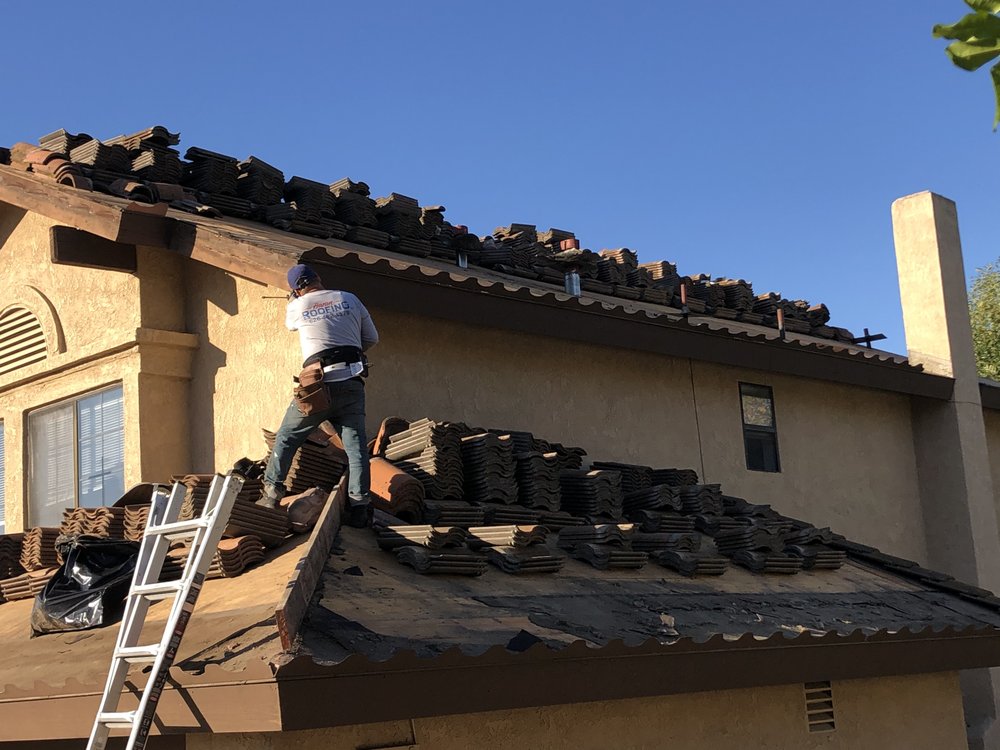 Slide of Bazan Roofing