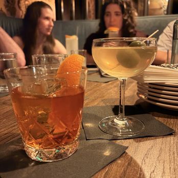 Small Victory - Cocktail Bars Near Me - Austin, Texas