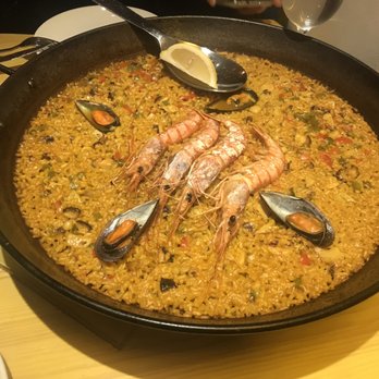 Rosi La Loca - NOT recommended: Seafood Paella - Tapas Bars Near Me - Madrid, M