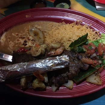 Salsa & Beer - Carne asada and shrimp plate. - Mexican Near Me - Van Nuys, California Salsa & Beer - Carne asada and shrimp plate. - Mexican Near Me - Van Nuys, California