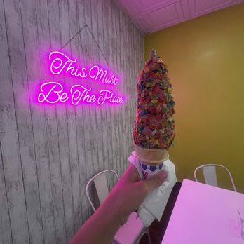 Swirls Soft Serve - Fruity pebbles soft serve vanilla and chocolate swirl - Ice Cream & Frozen Yogurt Near Me - Upland, California Swirls Soft Serve - Fruity pebbles soft serve vanilla and chocolate swirl - Ice Cream & Frozen Yogurt Near Me - Upland, California