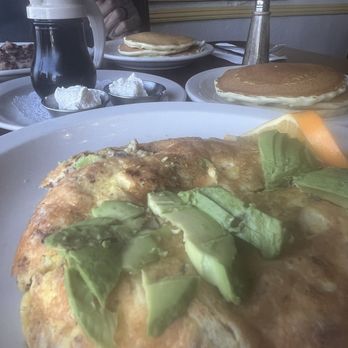 Sunshine Pancake House - Light and fluffy omelette! - Breakfast & Brunch Near Me - La Mesa, California
