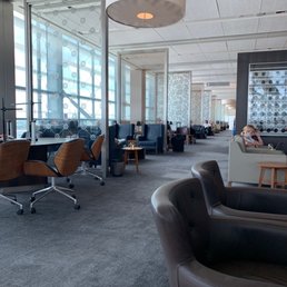 Sitting area in the lounge Sitting area in the lounge