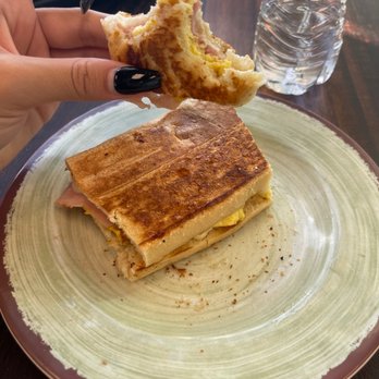 YES! Cafe - tostada egg sandwich - Breakfast & Brunch Near Me - Miami Beach, Florida