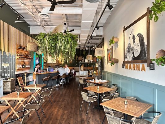 Marna's Eatery and Lounge by null