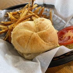 Southside Hornet Pub And Grill