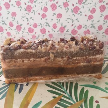 東海堂 - Napoleon with walnuts. I liked it and the sponge cake in between was soft and pillowy. - Bakeries Near Me - Hong Kong, HK