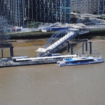 Emirates Air Line - Royal Docks - Public Transportation Near Me - London, XGL