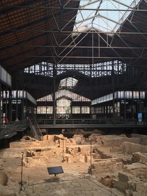 Mercat del Born by null