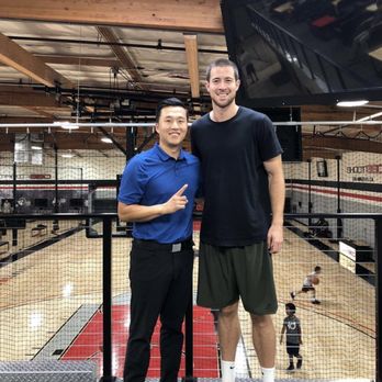 David H Lee, DC ART - Sending off Sean Hinkley with one last treatment before his upcoming b-ball season in Japan. - Chiropractors Near Me - Hermosa Beach, California David H Lee, DC ART - Sending off Sean Hinkley with one last treatment before his upcoming b-ball season in Japan. - Chiropractors Near Me - Hermosa Beach, California