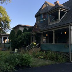 Trimmer House Bed & Breakfast