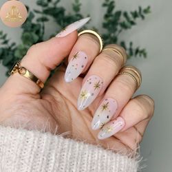 Nails Friendly
