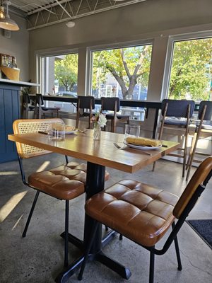 bloom Restaurant & Wine Bar by null