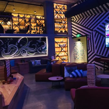 Bar Moxy - The lobby - Cocktail Bars Near Me - San Diego, California