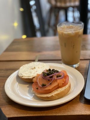 Ugly Mug Cafe by null