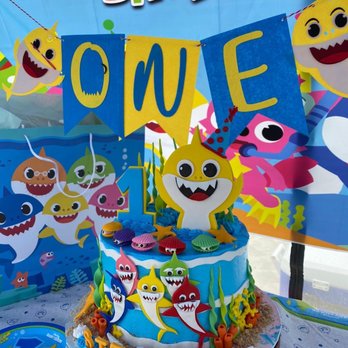 JoJo Cakes - Baby Shark Cake - Bakeries Near Me - Fountain Valley, California