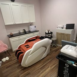 treatment room! very professional and upscale