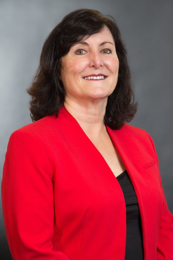 THE HARRIMAN REALTY GROUP Updated September 2024 13 Photos 216 W