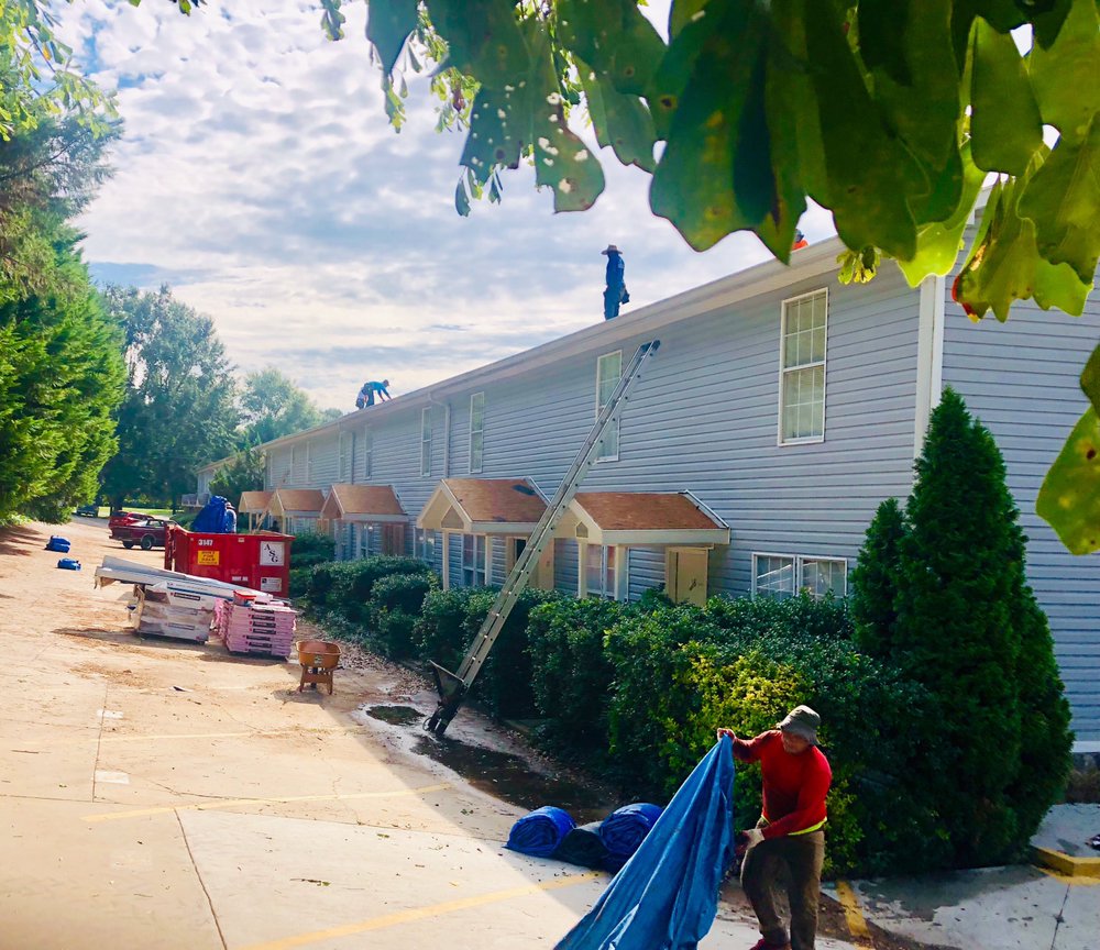 Slide of Rylee Roofing & Construction