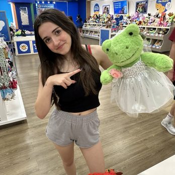 Build-A-Bear Workshop - Frog - Toy Stores Near Me - Alpharetta, Georgia