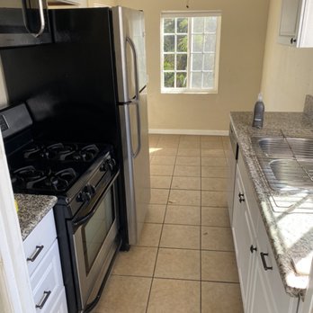 Rosa’s Cleaning Services - Before (MOVE OUT CLEANING 2/28) - Home Cleaning Near Me