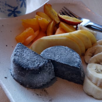 Fuji-San - Jukimi Daifuku (Fruit & Black Sesame Ice-cream) - from "Menu Fuji-San" - Japanese Near Me - Antwerp, VAN Fuji-San - Jukimi Daifuku (Fruit & Black Sesame Ice-cream) - from "Menu Fuji-San" - Japanese Near Me - Antwerp, VAN