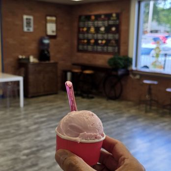 Artisen - Gelato Near Me - Matthews, North Carolina