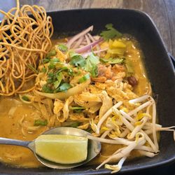 My Thai Cafe - Khao soi