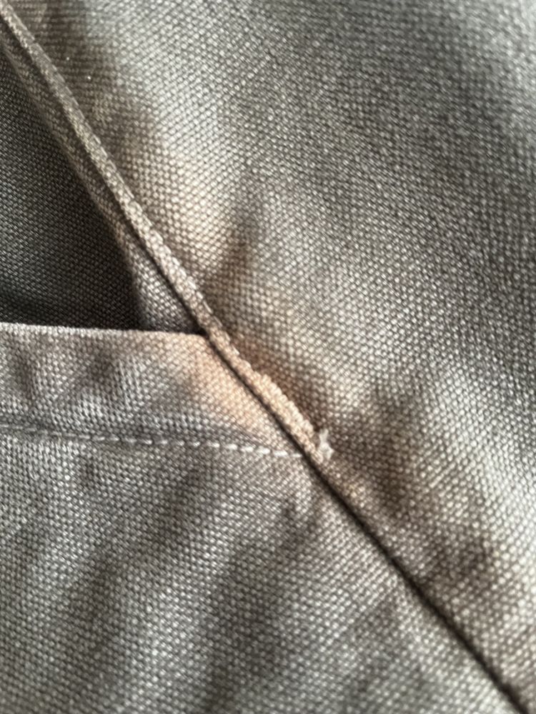 REVOLVR Menswear Logo