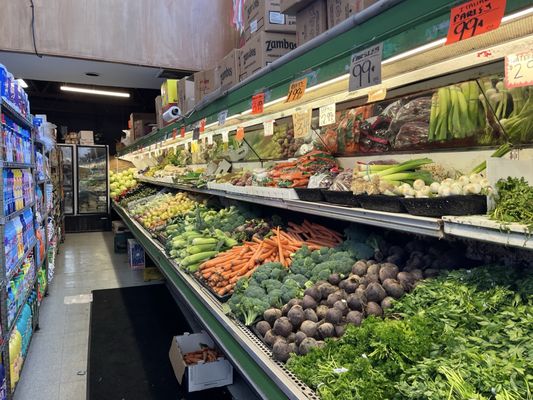 El Chico Produce by null