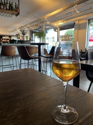 Vino Carta Wine Shop and Bar by null