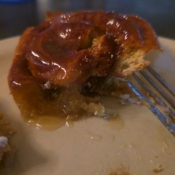 Coyote Moon Grille - Homemade caramel roll - American Near Me - St Cloud, Minnesota