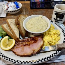 Build You Own Breakfast - Ham , Scrambled Eggs , Grits , Wheat Toast , and Coffee.  Everything was good.