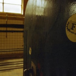 9-9bis - Lutte!!!!! © https://www.facebook.com/BonhommeFiles