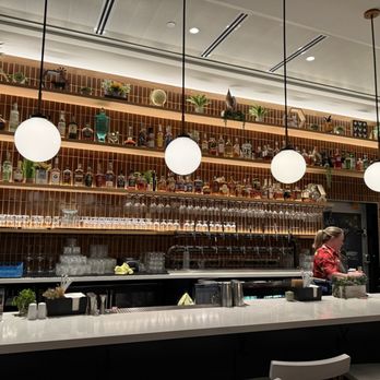 Tupelo Honey - Bar - New American Near Me - Lenexa, Kansas