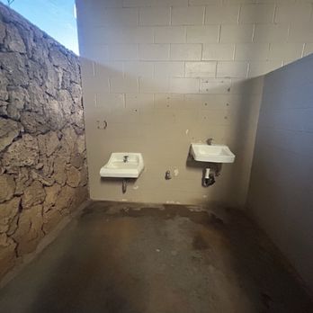 Malaekaha State Recreation Campgrounds - Women's bathroom with 2 sinks - Campgrounds Near Me - Laie, Hawaii Malaekaha State Recreation Campgrounds - Women's bathroom with 2 sinks - Campgrounds Near Me - Laie, Hawaii