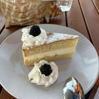 Teddy's By The Sea - seasonal lemon cake - Seafood Near Me - Carpinteria, California Teddy's By The Sea - seasonal lemon cake - Seafood Near Me - Carpinteria, California