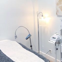 Arctic Teeth Whitening - Professional services