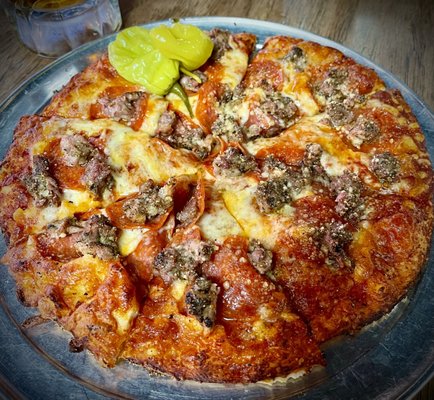 Bonnie & Clyde's Pizza Parlor by null
