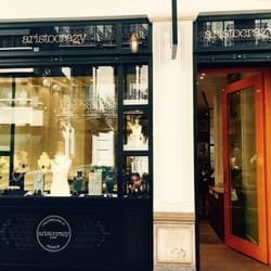 Aristocrazy - Tienda pequeña y acogedora,preciosa y con un diseño y estilazooo!!