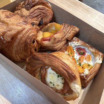 Moonbelly Bakery - Goer cheese and tomato, ham and egg, peaches and cream and chocolate croissants - Bakeries Near Me - Sacramento, California Moonbelly Bakery - Goer cheese and tomato, ham and egg, peaches and cream and chocolate croissants - Bakeries Near Me - Sacramento, California