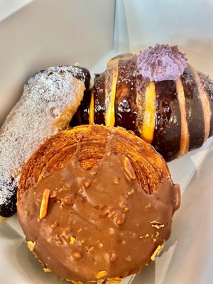 Le Paris Artisan & Gourmet Cafe by null