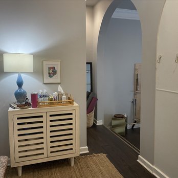 Pilates at Piccadilly - Pilates Near Me - Roanoke, Virginia