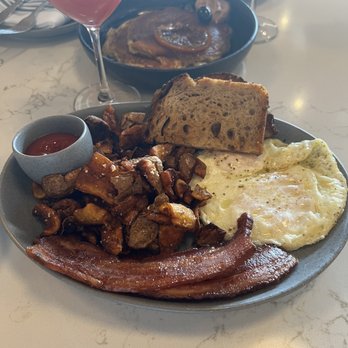 First Mile Kitchen - New American Near Me - Wichita, Kansas