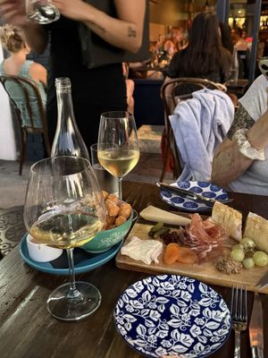 Melanie Restaurant by null